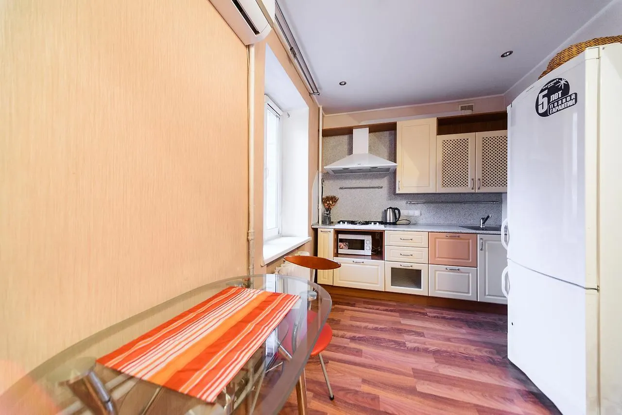 Apartment On Hryhoriia Chuprynky Kyiv Ukraine